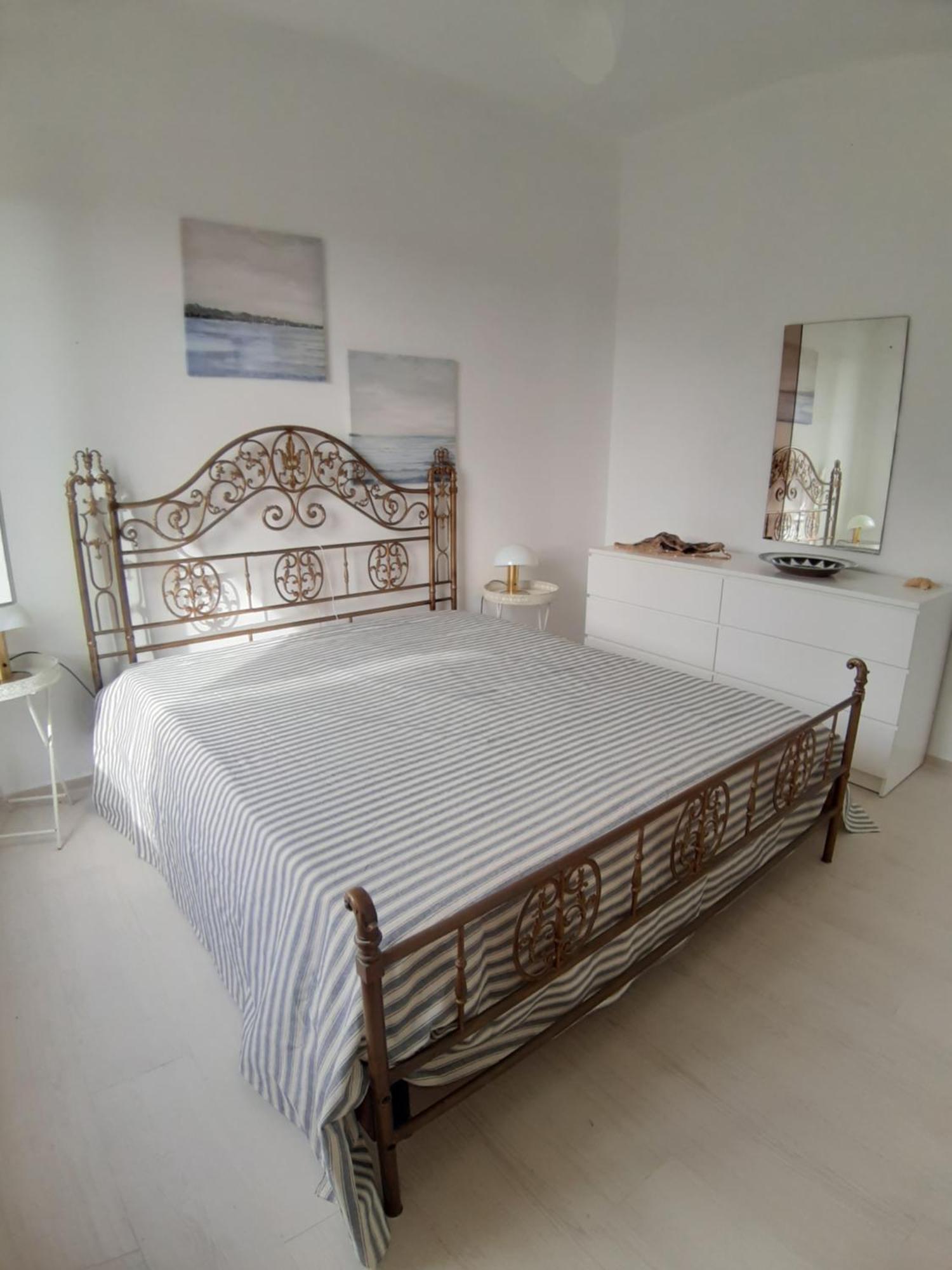 Villa Spectacular Sea View - 3 Minutes Walk From The Sea Laigueglia Exterior foto